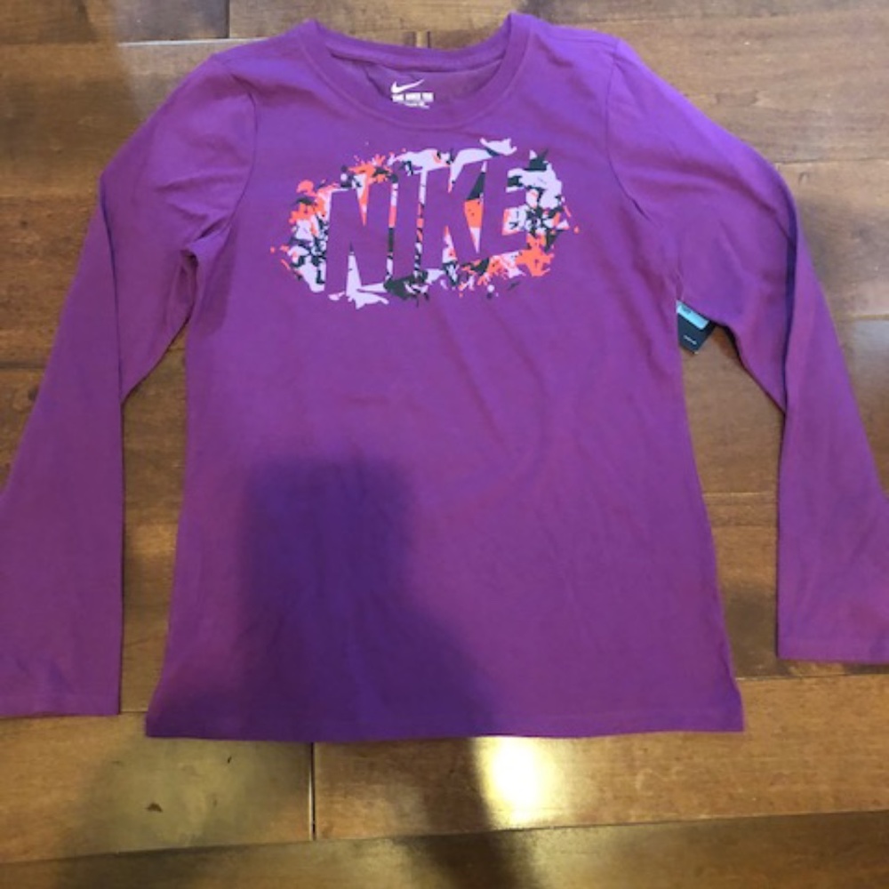Nike Girls Long Sleeve Shirt